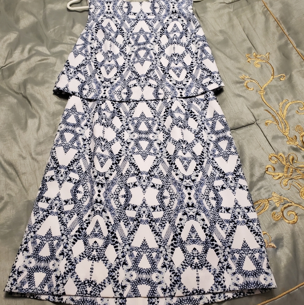 NWOT Banana Republic Mini Dress Size 4 - Picture 1 of 7